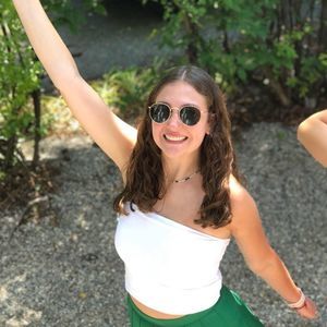 Meet your Posher, Arielle